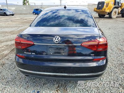 Zdjęcie 6 z 13 samochodu: 2017 VOLKSWAGEN PASSAT SEL PREMIUM VIN:1VWCT7A31HC021730 - miniatura