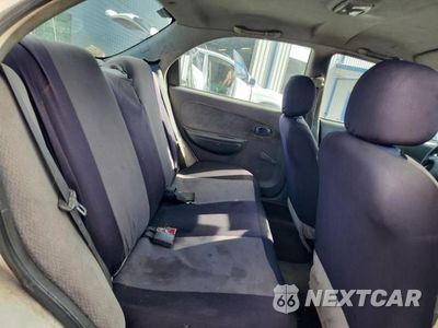 Zdjęcie 10 z 12 samochodu: 2004 KIA SPECTRA BASE VIN:KNAFB121845312735 - miniatura