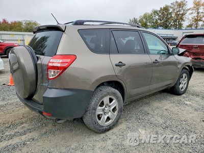 Trzecie zdjęcie samochodu z tyłu: 2010 TOYOTA RAV4 BASE VIN:JTMBF4DV1AD038108 - miniatura