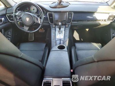 Zdjęcie 8 z 12 samochodu: 2014 PORSCHE PANAMERA S HYBRID VIN:WP0AD2A79EL044861 - miniatura