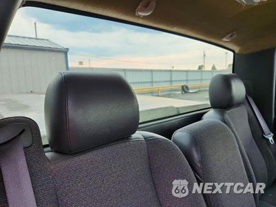Zdjęcie 10 z 12 samochodu: 2006 CHEVROLET SILVERADO C1500 VIN:3GCEC14X76G152615 - miniatura