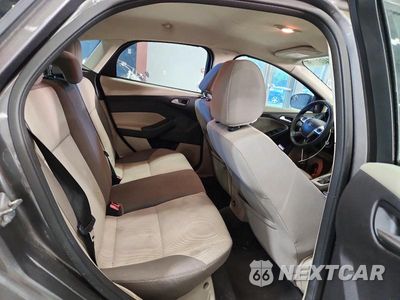 Zdjęcie 10 z 12 samochodu: 2014 FORD FOCUS SE VIN:1FADP3K22EL178386 - miniatura