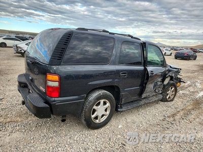 Trzecie zdjęcie samochodu z tyłu: 2003 GMC YUKON DENALI VIN:1GKEK63U23J285708 - miniatura