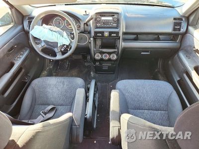 Zdjęcie 8 z 13 samochodu: 2006 HONDA CR-V LX VIN:SHSRD78536U403672 - miniatura