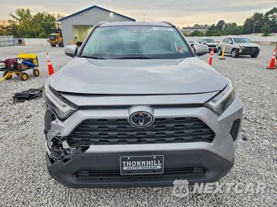 Piąte zdjęcie samochodu w środku: 2025 TOYOTA RAV4 HYBRID XLE VIN:JTMRWRFV5SJ080096 - miniatura