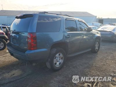 Trzecie zdjęcie samochodu z tyłu: 2010 CHEVROLET TAHOE K1500 LT VIN:1GNUKBE04AR162895 - miniatura