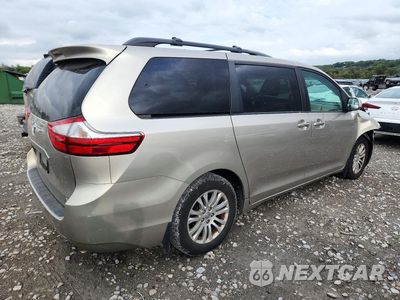 Trzecie zdjęcie samochodu z tyłu: 2016 TOYOTA SIENNA XLE 8-PASSENGER VIN:5TDYK3DC5GS742548 - miniatura