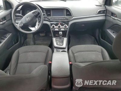 Zdjęcie 8 z 12 samochodu: 2019 HYUNDAI ELANTRA SEL VIN:5NPD84LF9KH471359 - miniatura