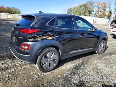 Trzecie zdjęcie samochodu z tyłu: 2021 HYUNDAI KONA SEL VIN:KM8K23AG3MU133099 - miniatura