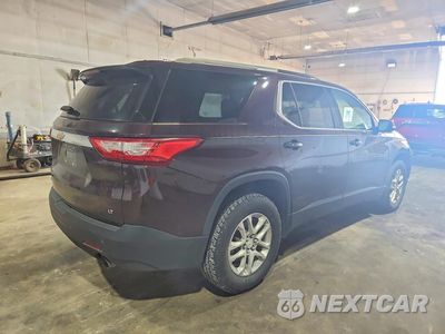 Trzecie zdjęcie samochodu z tyłu: 2018 CHEVROLET TRAVERSE LT VIN:1GNERGKW8JJ140564 - miniatura