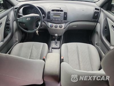 Zdjęcie 8 z 12 samochodu: 2010 HYUNDAI ELANTRA GLS VIN:KMHDU4AD7AU169467 - miniatura
