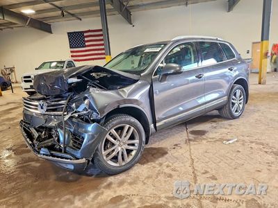 2015 VOLKSWAGEN TOUAREG V6 WVGEF9BP0FD002072 - główne zdjęcie licytacji z USA - miniatura