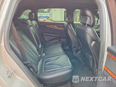 Zdjęcie 10 z 12 samochodu: 2018 LINCOLN MKX RESERVE VIN:2LMPJ6LR0JBL30732 - miniatura
