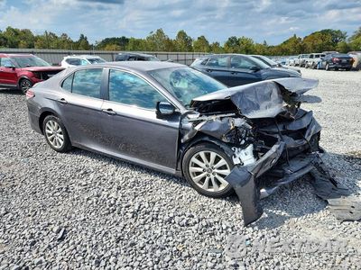 Czwarte zdjęcie samochodu z boku: 2020 TOYOTA CAMRY LE VIN:4T1C11AK6LU871865 - miniatura