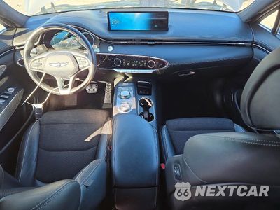 Zdjęcie 8 z 13 samochodu: 2023 GENESIS GV70 2.5T STANDARD VIN:KMUMADTB9PU125596 - miniatura