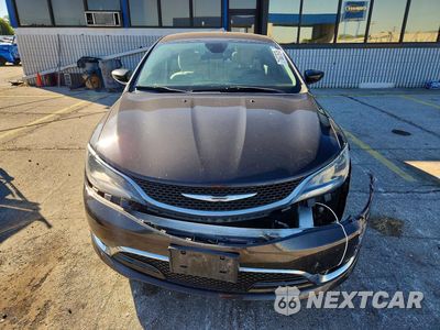 Piąte zdjęcie samochodu w środku: 2015 CHRYSLER 200 C VIN:1C3CCCCG5FN581848 - miniatura