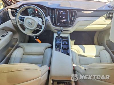 Zdjęcie 8 z 13 samochodu: 2021 VOLVO XC60 T5 INSCRIPTION VIN:YV4102DL9M1885946 - miniatura
