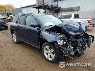 Czwarte zdjęcie samochodu z boku: 2017 JEEP COMPASS LATITUDE VIN:1C4NJDEB7HD210054 - miniatura