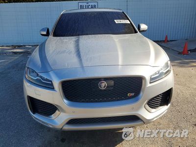 Piąte zdjęcie samochodu w środku: 2017 JAGUAR F-PACE FIRST EDITION VIN:SADCP2BV7HA059960 - miniatura