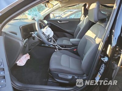 Zdjęcie 7 z 12 samochodu: 2026 KIA NIRO LX VIN:KNDCP3LE2T5359939 - miniatura