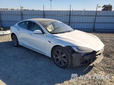Czwarte zdjęcie samochodu z boku: 2020 TESLA MODEL S VIN:5YJSA1E23LF391964 - miniatura