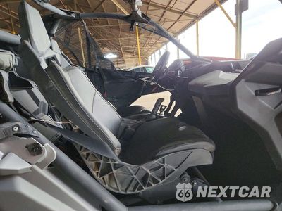 Piąte zdjęcie samochodu w środku: 2024 CAN-AM MAVERICK X3 DS TURBO UTILITY VEHICLE VIN:3JBVGAY21RE000058 - miniatura