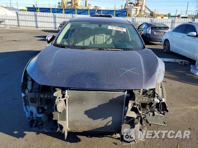 Piąte zdjęcie samochodu w środku: 2018 HONDA CIVIC EX VIN:2HGFC2F79JH517801 - miniatura