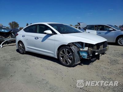 Czwarte zdjęcie samochodu z boku: 2017 HYUNDAI ELANTRA LIMITED VIN:5NPD84LF6HH188684 - miniatura