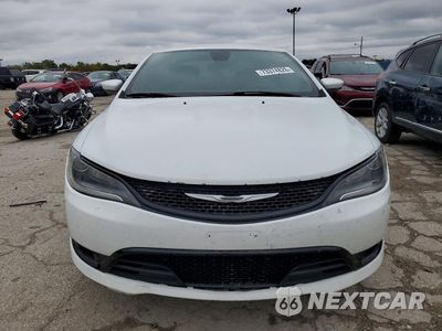 Piąte zdjęcie samochodu w środku: 2015 CHRYSLER 200 S VIN:1C3CCCBB7FN566080 - miniatura