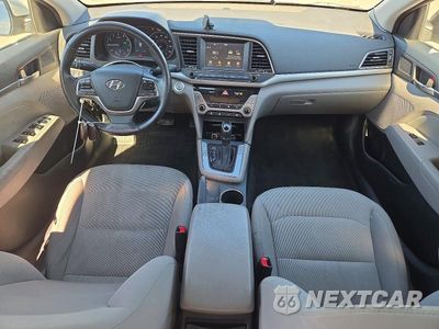 Zdjęcie 8 z 13 samochodu: 2018 HYUNDAI ELANTRA VALUE EDITION VIN:5NPD84LF4JH248919 - miniatura