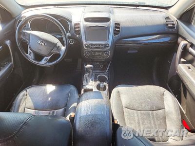 Zdjęcie 8 z 13 samochodu: 2015 KIA SORENTO SX VIN:5XYKW4A70FG632073 - miniatura
