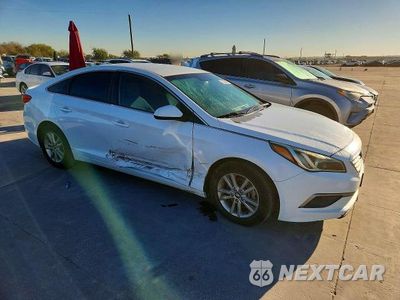 Czwarte zdjęcie samochodu z boku: 2016 HYUNDAI SONATA SE VIN:5NPE24AF6GH299887 - miniatura