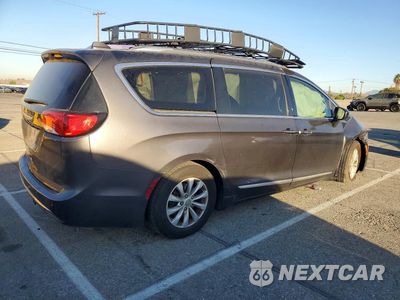 Trzecie zdjęcie samochodu z tyłu: 2019 CHRYSLER PACIFICA TOURING L VIN:2C4RC1BG7KR643663 - miniatura