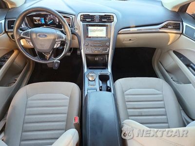 Zdjęcie 8 z 12 samochodu: 2019 FORD FUSION SE VIN:3FA6P0HD6KR165945 - miniatura