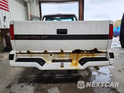 Zdjęcie 6 z 12 samochodu: 1994 CHEVROLET S TRUCK S10 VIN:1GCCS14Z6R8114606 - miniatura