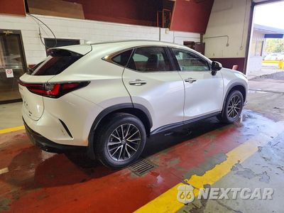 Trzecie zdjęcie samochodu z tyłu: 2024 LEXUS NX 350 PREMIUM VIN:2T2GGCEZ5RC051317 - miniatura