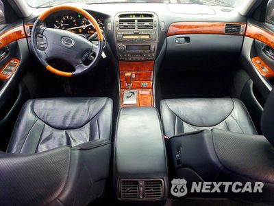 Zdjęcie 8 z 13 samochodu: 2004 LEXUS LS 430 VIN:JTHBN36F640148925 - miniatura