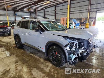 Czwarte zdjęcie samochodu z boku: 2026 NISSAN ROGUE ROCK CREEK VIN:5N1BT3BB7TC777483 - miniatura