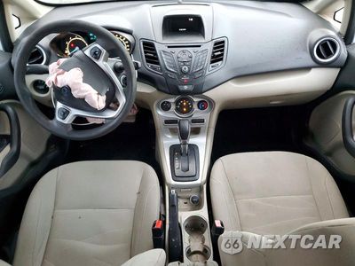 Zdjęcie 8 z 12 samochodu: 2019 FORD FIESTA SE VIN:3FADP4EJ4KM102154 - miniatura