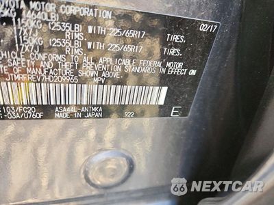 Zdjęcie 12 z 12 samochodu: 2017 TOYOTA RAV4 XLE VIN:JTMRFREV7HD209965 - miniatura