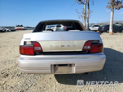Zdjęcie 6 z 12 samochodu: 1996 TOYOTA CAMRY DX VIN:JT2BG12K9T0405327 - miniatura