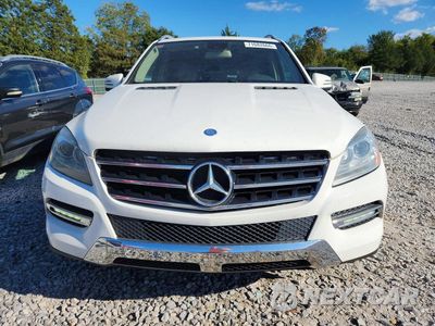 Piąte zdjęcie samochodu w środku: 2014 MERCEDES-BENZ ML 350 4MATIC VIN:4JGDA5HB1EA397698 - miniatura
