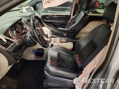 Zdjęcie 7 z 14 samochodu: 2017 DODGE GRAND CARAVAN SE VIN:2C4RDGBG9HR700809 - miniatura