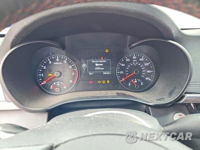Zdjęcie 9 z 12 samochodu: 2017 KIA OPTIMA SX VIN:5XXGW4L27HG136489 - miniatura