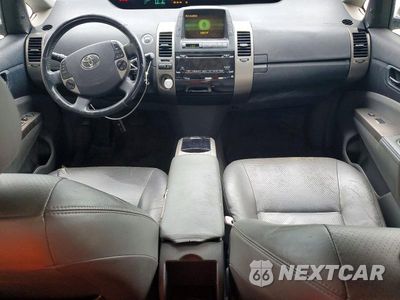 Zdjęcie 8 z 13 samochodu: 2008 TOYOTA PRIUS BASE VIN:JTDKB20U283365940 - miniatura