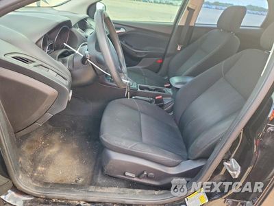 Zdjęcie 7 z 12 samochodu: 2016 FORD FOCUS SE VIN:1FADP3F22GL305652 - miniatura