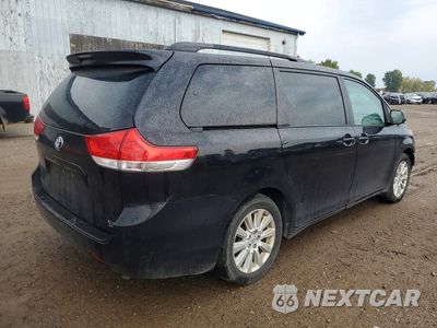 Trzecie zdjęcie samochodu z tyłu: 2014 TOYOTA SIENNA XLE 7-PASSENGER VIN:5TDDK3DC8ES089497 - miniatura