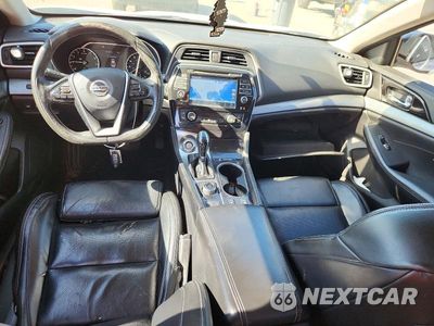 Zdjęcie 8 z 12 samochodu: 2016 NISSAN MAXIMA 3.5 SV VIN:1N4AA6AP3GC403033 - miniatura