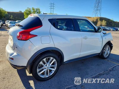 Trzecie zdjęcie samochodu z tyłu: 2013 NISSAN JUKE S VIN:JN8AF5MV3DT213202 - miniatura