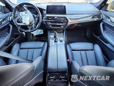 Zdjęcie 8 z 12 samochodu: 2020 BMW 530 XI VIN:WBAJR7C06LCD71293 - miniatura